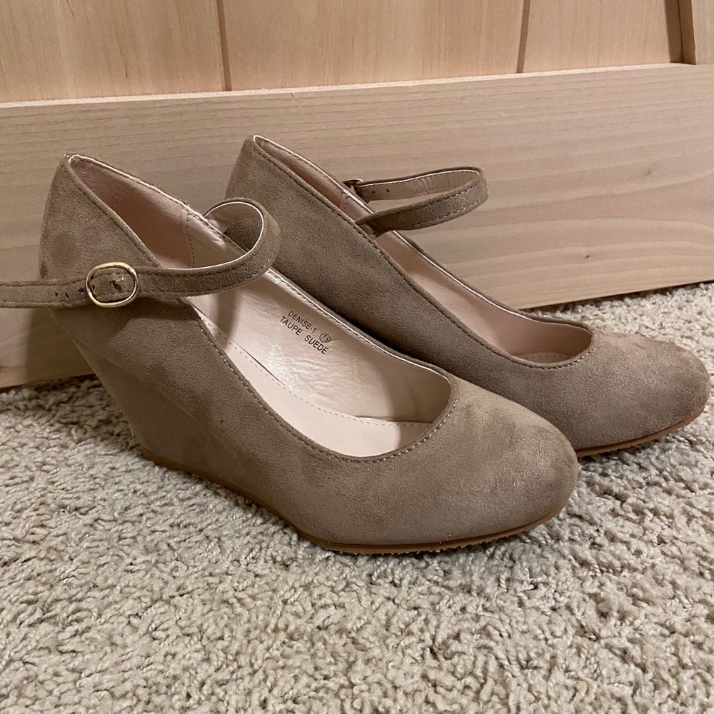Mary Jane Wedges